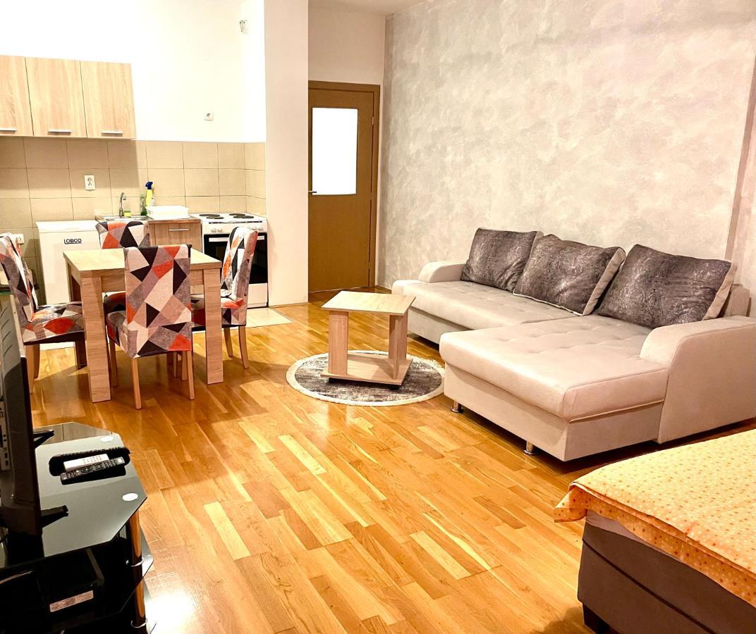 Naki Apartmani Podgorica Exterior foto